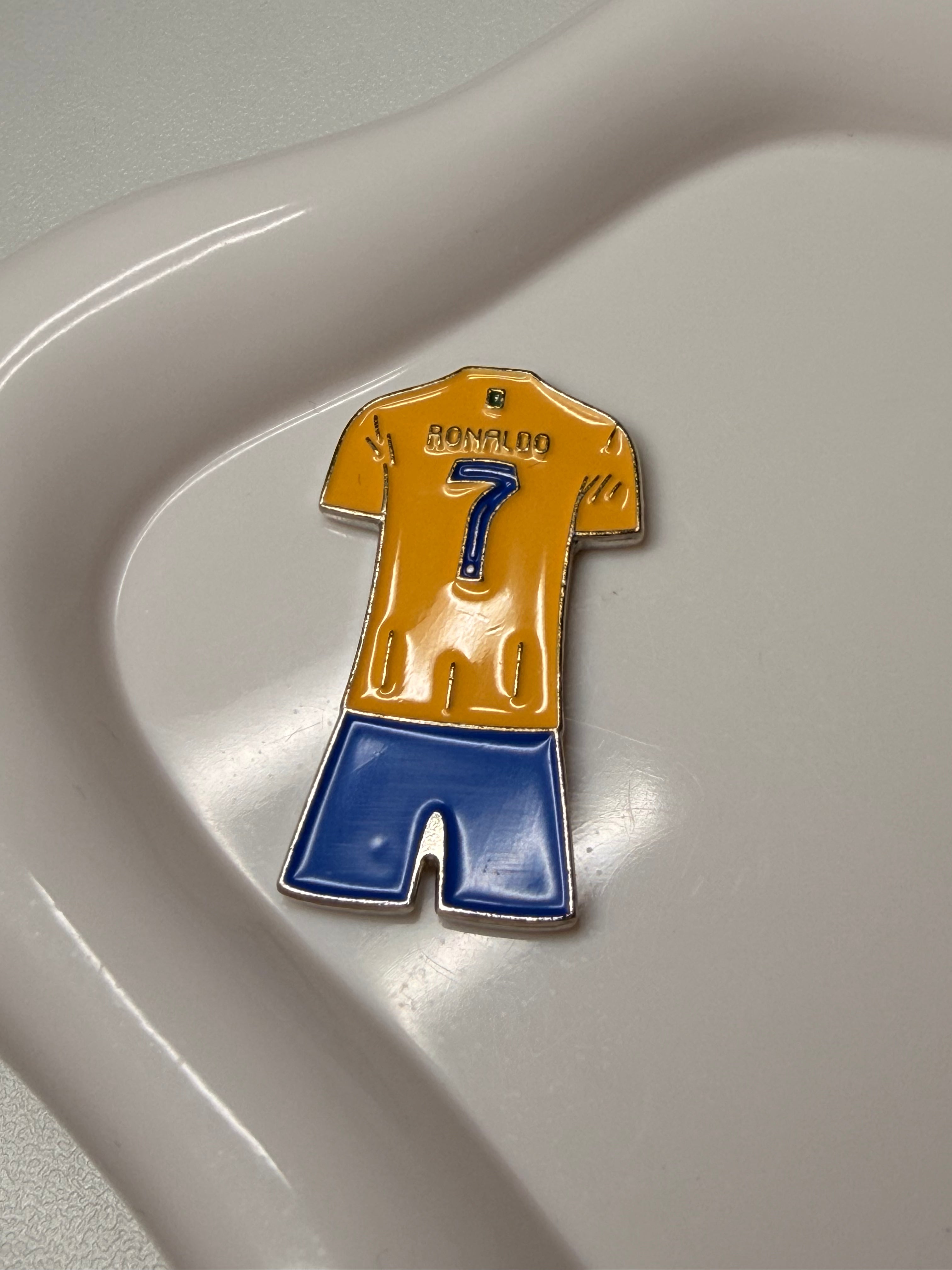 Ronaldo Al Nassr 7 shirt Metal Sticker